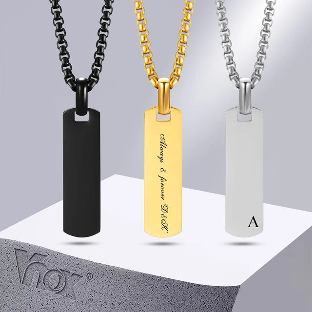 Two personalized name necklaces from Muhva Store featuring custom engraved names on stylish chains.