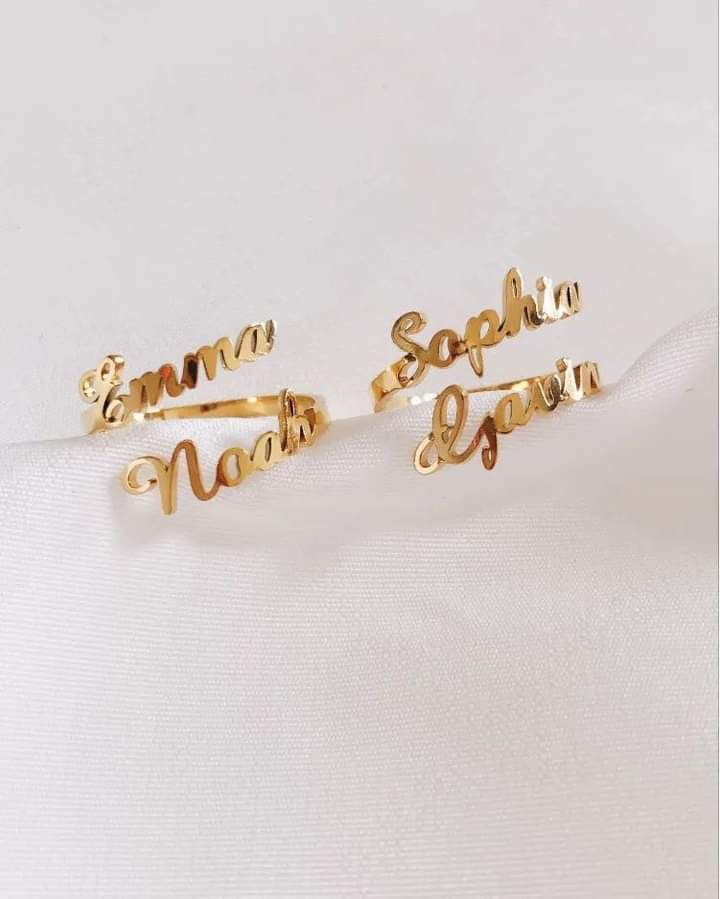 Custom duo name ring by MUHVA STORE featuring personalized engraved names on a sleek silver band.