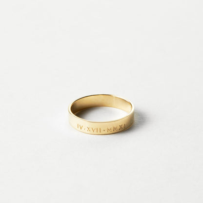 Elegant memory wrap ring by MUHVA STORE featuring a sleek band with intricate design and polished finish.