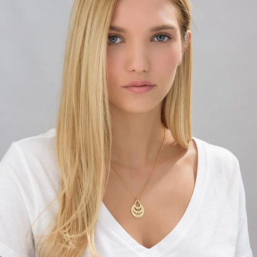 Customized drop necklace with three name pendants from MUHVA STORE, featuring delicate chain and personalized letter charms.