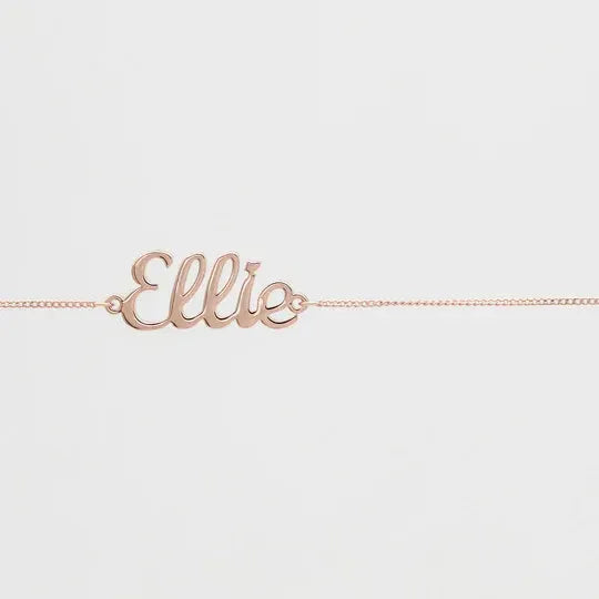 Custom name belly chain by Muhva Store featuring a delicate gold chain design on a neutral background.