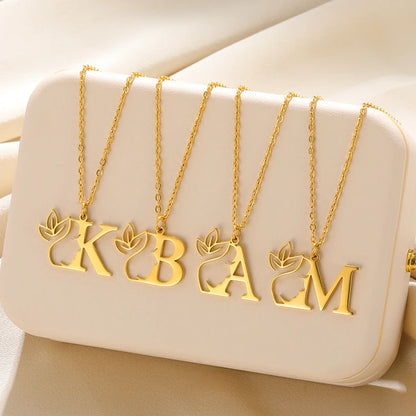 Pack of 2 customizable name necklaces from Muhva Store with silver chains and personalized name pendants on a white background.