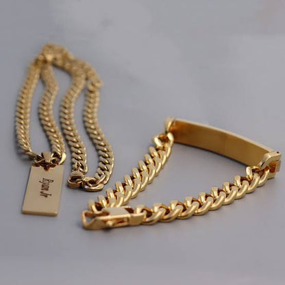 Personalized name necklace and bracelet set by Muhva Store featuring custom engraved jewelry with elegant design.